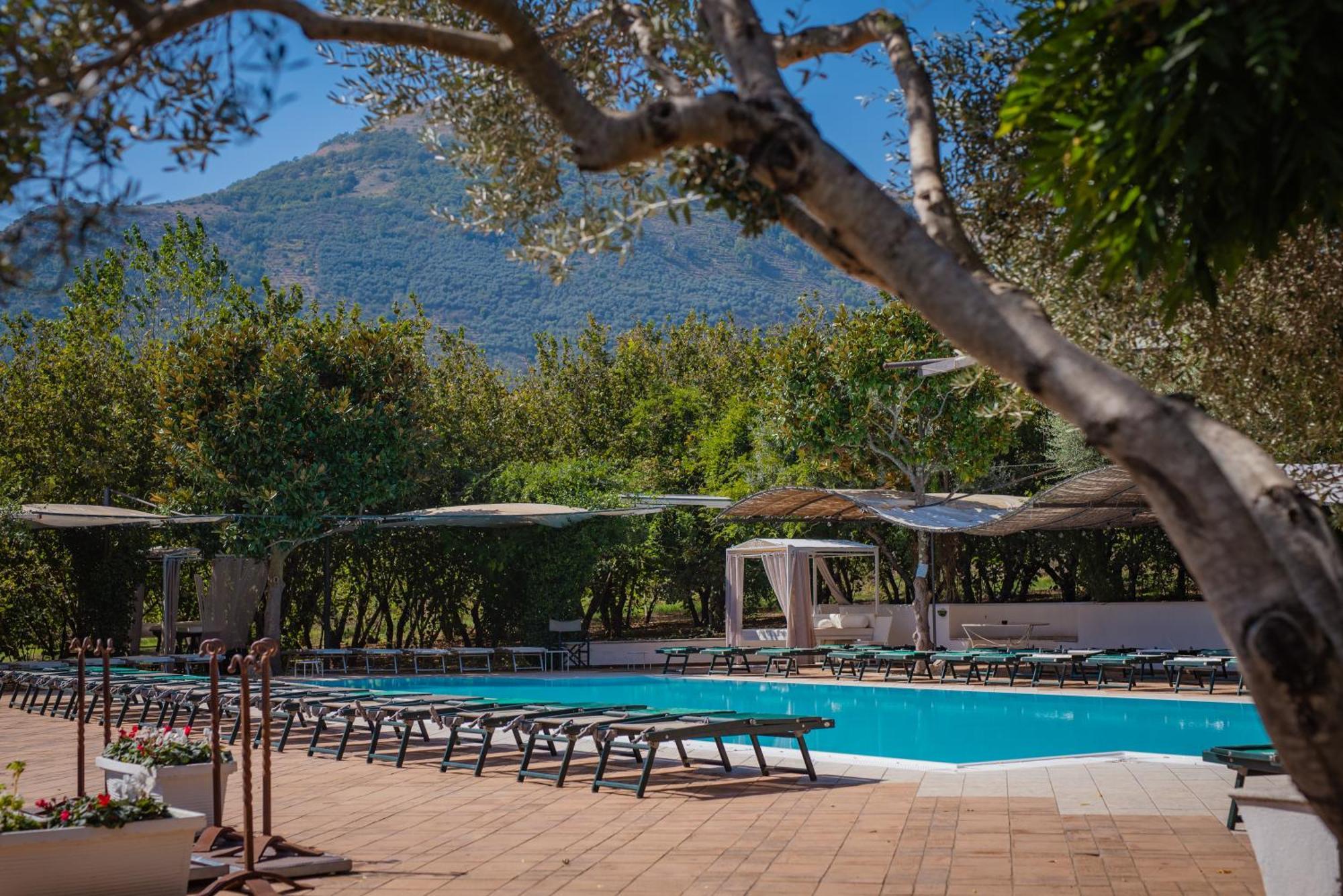 Hotel Villa Rizzo Resort And Spa San Cipriano Picentino Eksteriør bilde