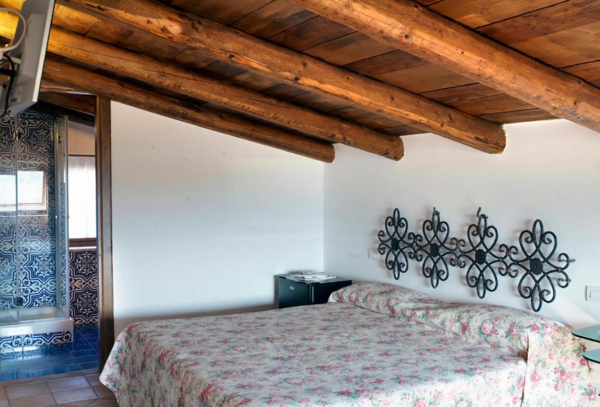 Hotel Villa Rizzo Resort And Spa San Cipriano Picentino Eksteriør bilde